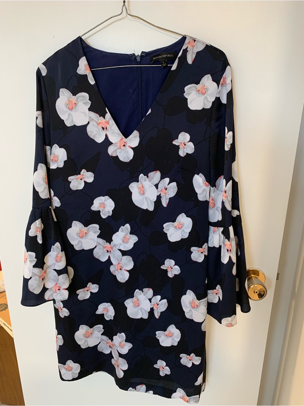 Banana Republic Navy Floral Long-Sleeve V-Neck Dress
